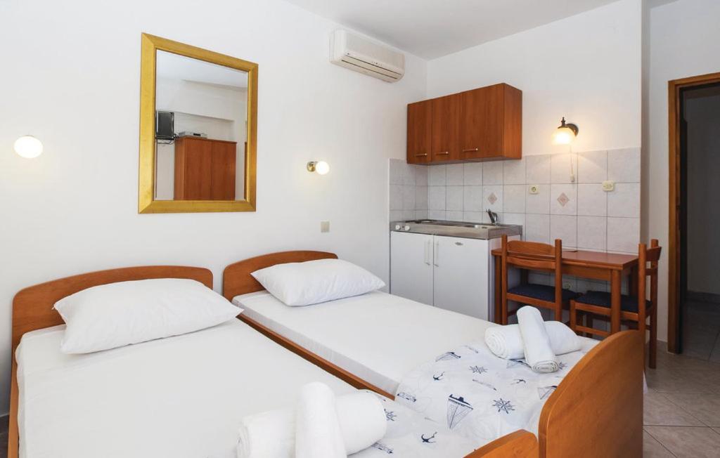 Sunrise Apartments And Studio Apartments 1 Lokva Rogoznica Exterior foto