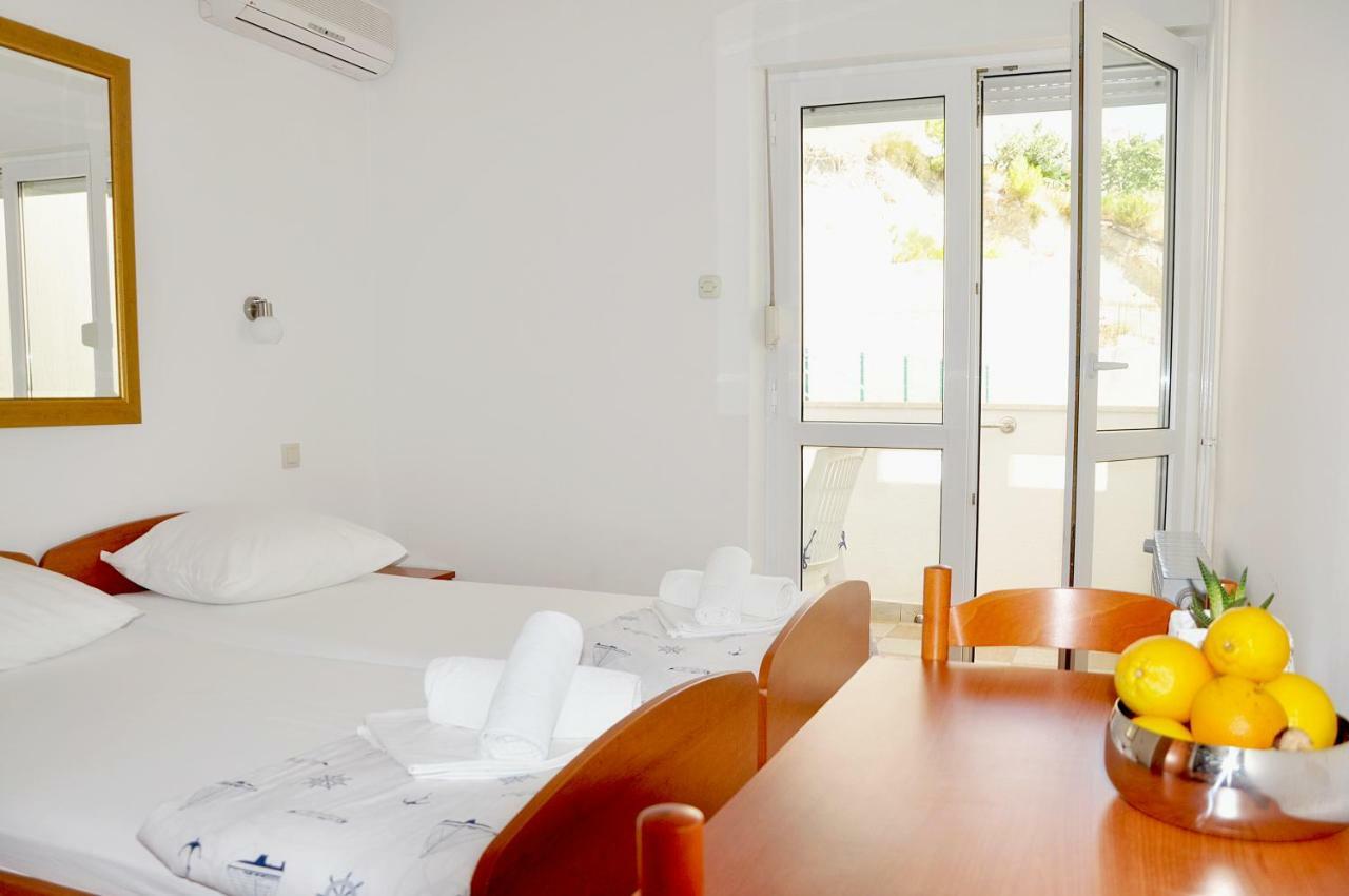 Sunrise Apartments And Studio Apartments 1 Lokva Rogoznica Exterior foto